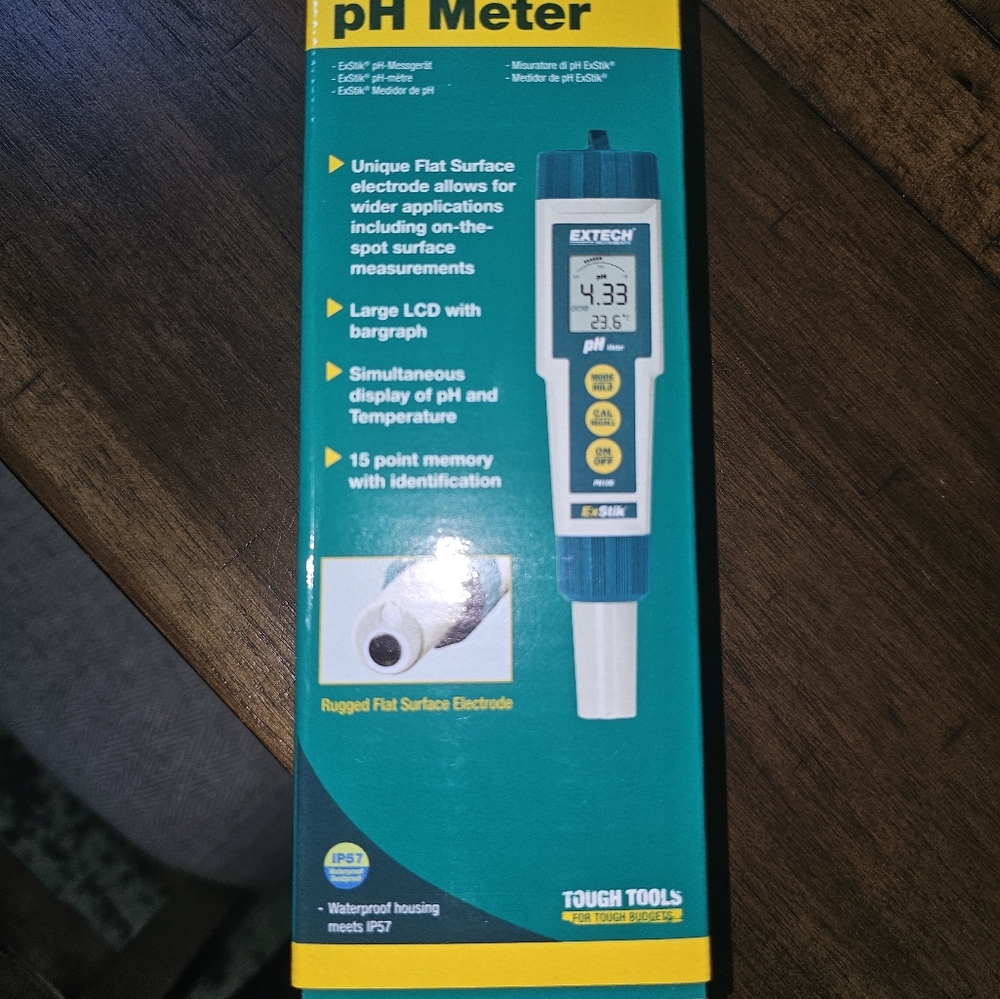 EXTECH  Exstik Ph100 Waterproof PH METER